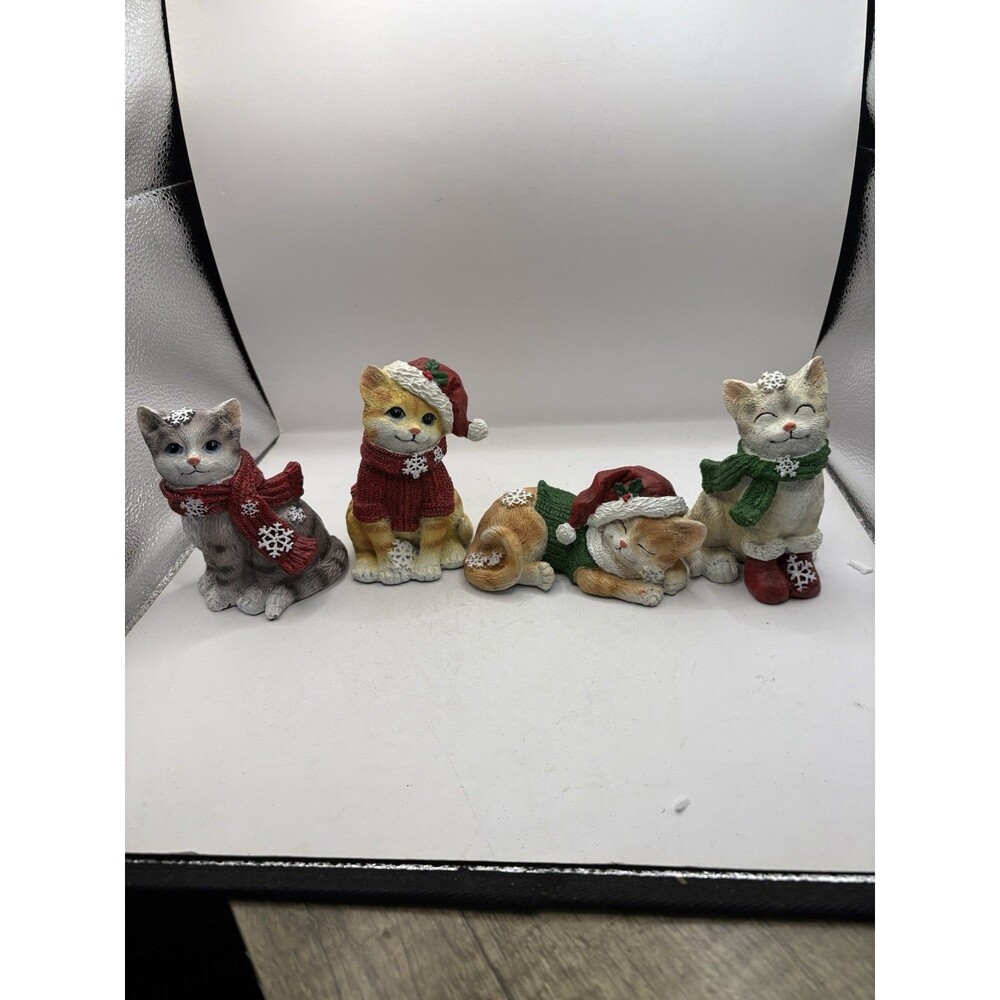 Set Of 4 Cats Christmas Sweaters, Scarves Resin Figurines